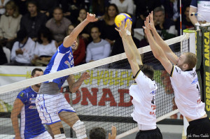 Menicali in attacco
