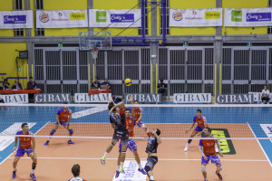 Paoloni in attacco