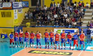 ingresso in campo e saluto ViViBanca Torino