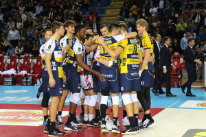Abbraccio Modena