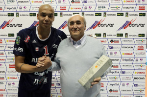 Abdel Aziz premiato MVP