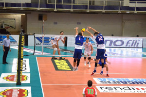 Borgogno contro muro Calci