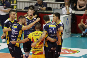 I giocatori di modena esultano