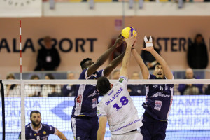 ATTACCO TOP VOLLEY  LATINA MURO CONSAR RAVWNNA