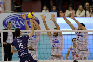 ATTACCO LAVIA CONSAR RAVENNA MURO TOP VOLLEU LATINA 