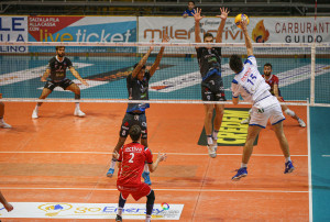 Davide Cester in attacco