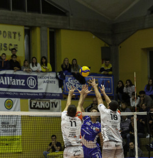 Bulfon e Paoloni a muro su attacco di Held