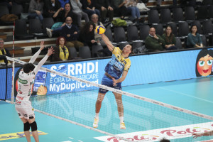 Djuric in attacco