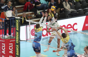 Hernandez in attacco