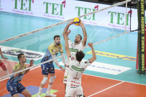 Travica al palleggio