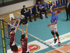 Paoletti in attacco