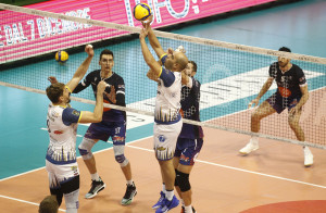 Attacco Castellana Grotte