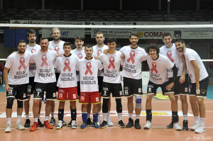 Gioco a volley, non gioco con la vita