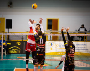 attacco di J.M. Gonzalez della Goenergy (foto A. Nigro)
