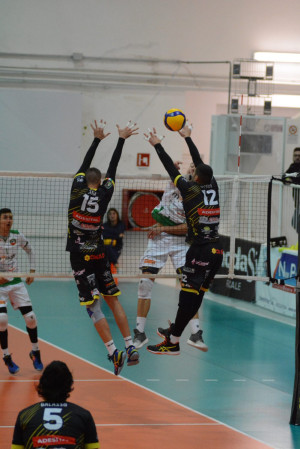 Muro a 2 Leverano