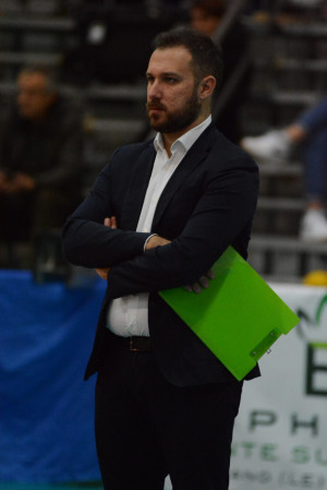 Coach Denora Caporusso