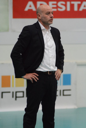 Coach Zecca