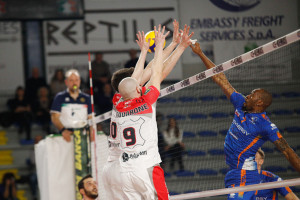 Arasomwan in attacco