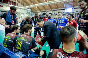 TIME OUT ATTACCO RYCHLICKI CUCINE LUBE CIVITANOVA