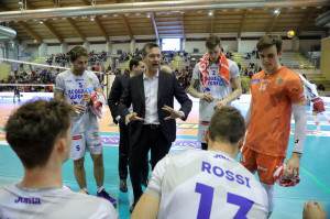 TIME OUT TOP VOLLEY CISTERNA