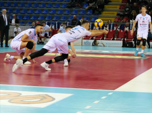 Difesa del palleggiatore Pier Paolo Partenio - GoldenPlast Civitanova