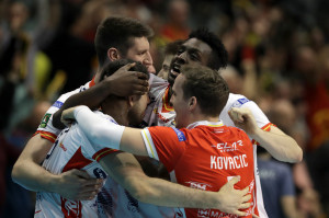 i Giocatori di Ravenna esultano a fine partita