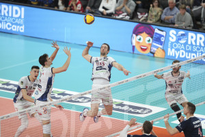 Candellaro in attacco
