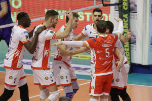 I giocatori di Ravenna esultano a fine partita