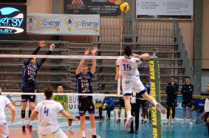 Attacco Davide Cester 