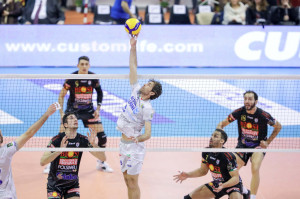 ALZATA SOTTILE DANIELE TOP VOLLEY CISTERNA