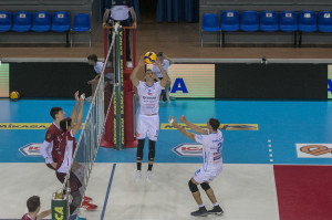 Alzata del palleggiatore Pier Paolo Partenio - GoldenPlast Civitanova