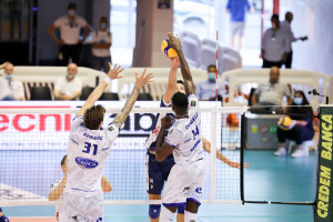 ATTACCO SAMUEL ONWUELO TOP VOLLEY CISTERNA DIVESA PINALI 