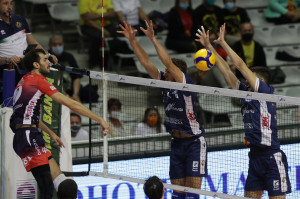 Russel contro il muro di Ravenna