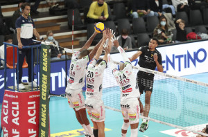 Boyer in attacco