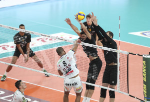 Muro di Kaziyski e Aguenier