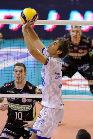 sottile top volley