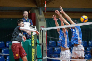 Attacco Lorenzo Rossi