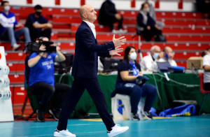 coach Zambonardi