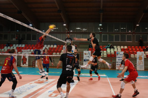 Attacco di Fiscon in seconda linea