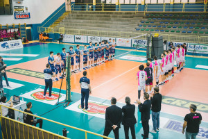Squadre schierate per saluto iniziale