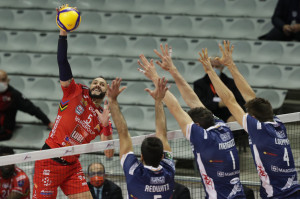Juantorena supera il muro ravennate