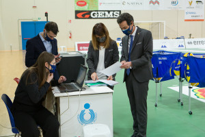Controllo documenti prepartita