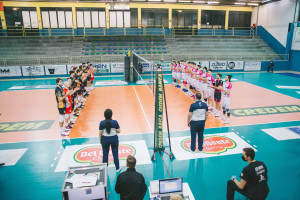 Squadre schierate in campo