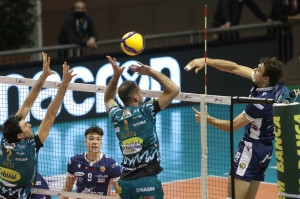 Loeppky supera il muro di Perugia