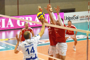 Pallonetto di Paoletti su muro di Ristic e Mattei