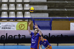 Maccabruni in palleggio
