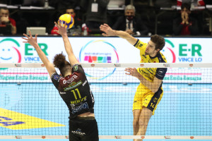 Luca Vettori contro Rychlicki