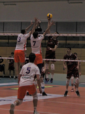 Muro AVS Maccabruni e Bressan 