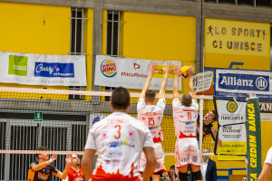 Monopoli e Pizzichini a muro sull'attacco di Ulisse