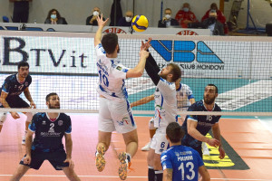 Putini per primo tempo di Bussolari